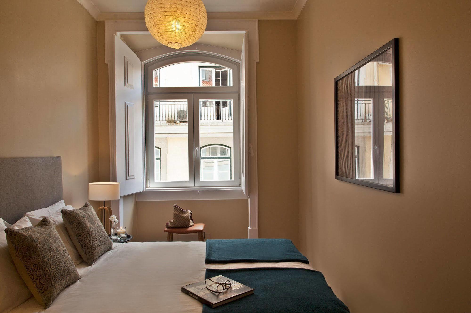 Lisbon Five Stars Apartments Sao Juliao 72 Eksteriør bilde